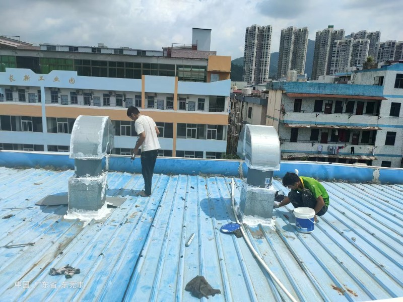 南阳钢结构屋面涂料维修方法